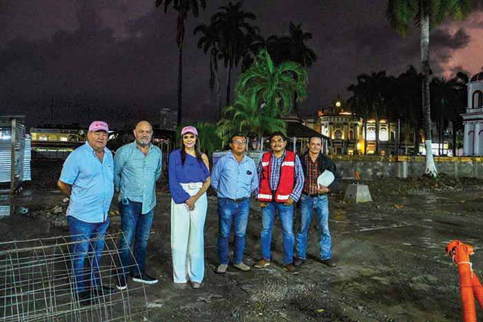 Rosy Urbina Supervisa Obra De Mejoramiento De Imagen Del Parque Central