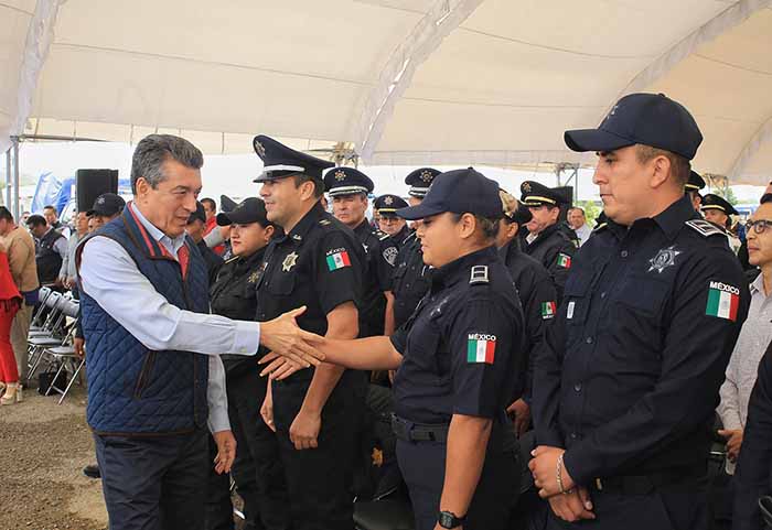 Entrega Rec Patrullas Uniformes Y Equipamiento Tecnol Gico A La