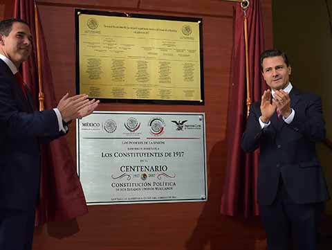 En el marco de los festejos del 100 aniversario de nuestra Carta Magna, el ejecutivo federal remarcó que “México está a prueba, como pocas veces en su historia”.