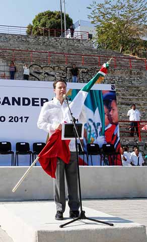 Conmemora MVC los 196 Años de la Bandera de México