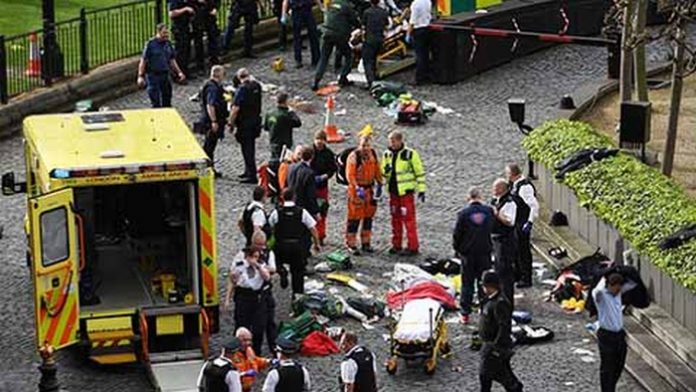 Conmociona al Mundo Atentado Terrorista en Gran Bretaña; Registran 5 Muertos y 40 Heridos