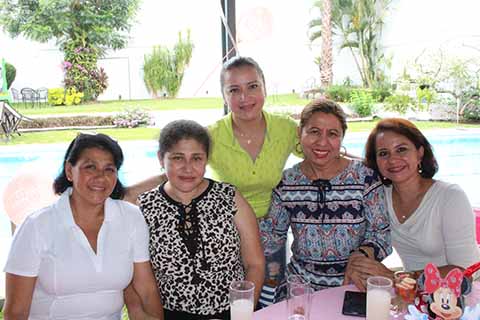 Maura, Miriam Morales, Lety de Mugüerza, Laura Penagos, Yadira Valenzuela.