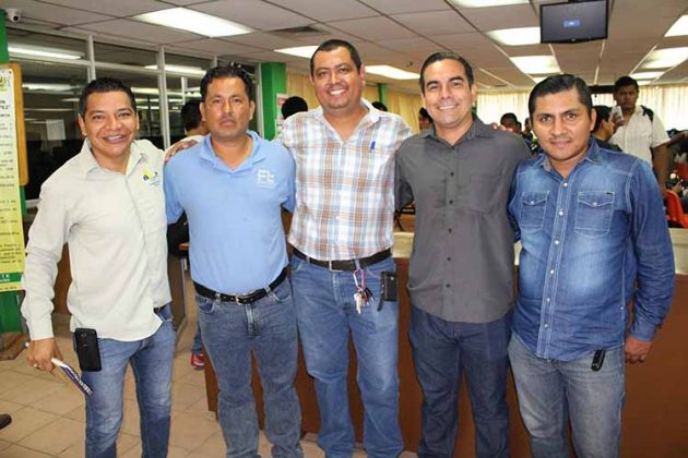 Manuel Espinoza, Carlos Nieto, Luis Citalán, Raúl Rivero, Andrés Rosales.