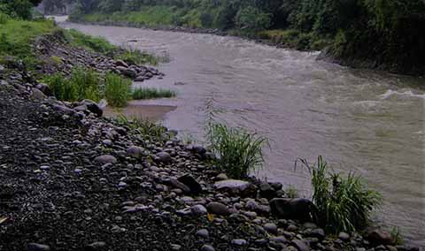 Urge Reforzar Muro de Contención y Desazolvar el Río Cahoacán