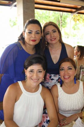 Sheyla Horita, Silvia Almanza, Marycarmen Fernández, Ivonne de Barrios.