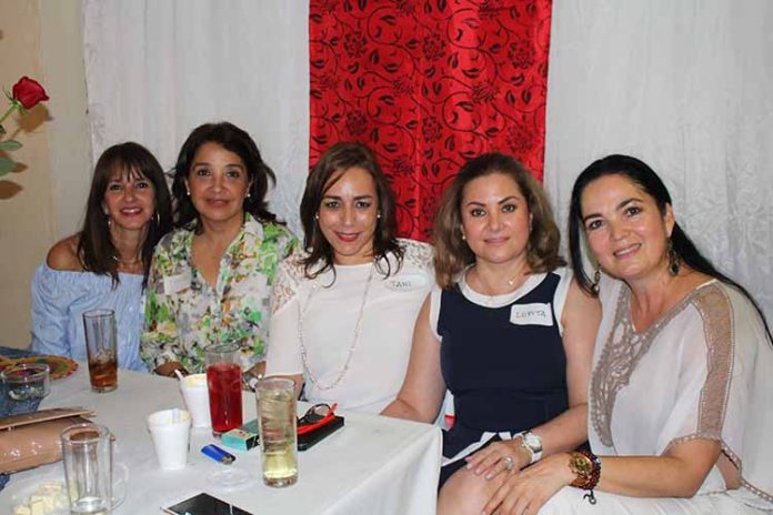 Amalia Toriello, Maru Álvarez, Tan Ocampo, Lupita Kobeh, Nora Soto.