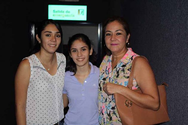 Daniela, Mariel Ordaz, Esperanza Pérez.