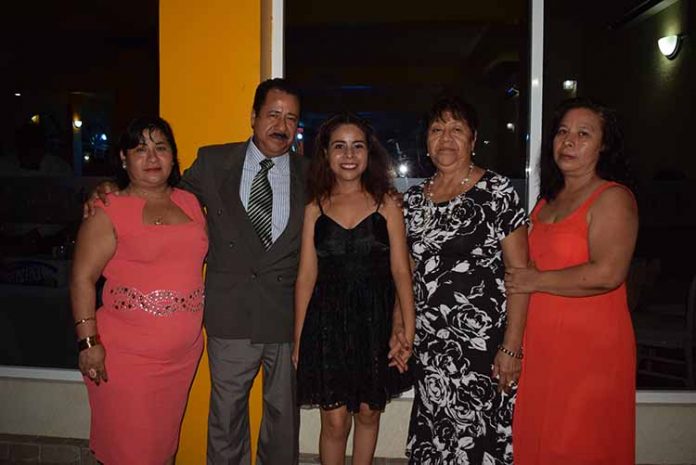 Lesvia Hernández, Romeo, Yajayra, Guadalupe Cruz, Faustina Hernández.
