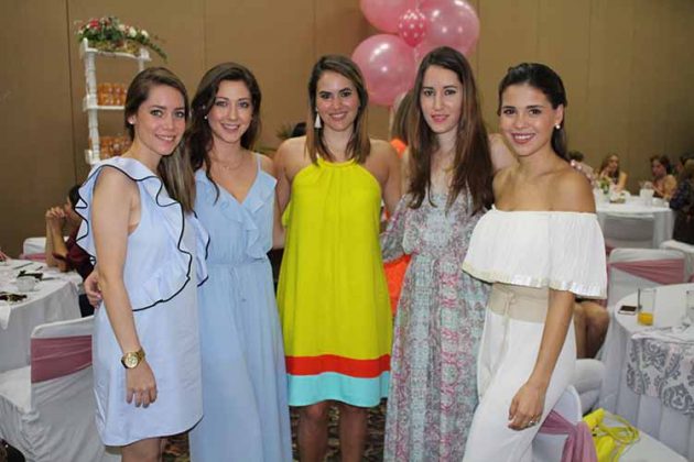 Beatriz San Cristóbal, Alicia Rodríguez, Daniela Capri, Claudia De Gyves, Paulina Ellis.