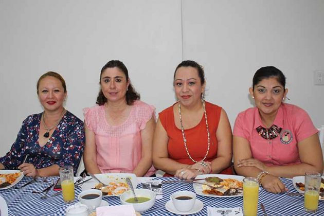 Mireya Ordoñez, Claudia de Sánchez, Marycarmen Elorza, Patricia Cárdenas.