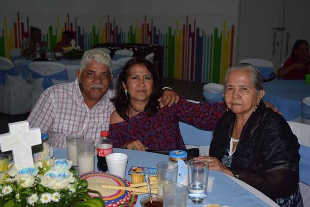 Juan Carlos Alfaro, Jacinta Ruiz, Miriam Tamez.