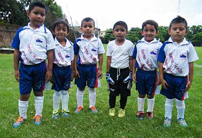Convocan a Escuela Futbol Tapachula