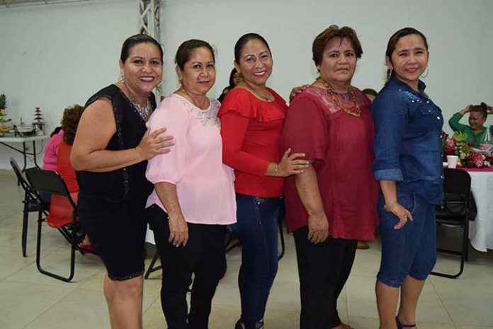 Santy Girón, Sandra Mejía, Adalie Reyes, Imelda Méndez, Angélica Suárez.