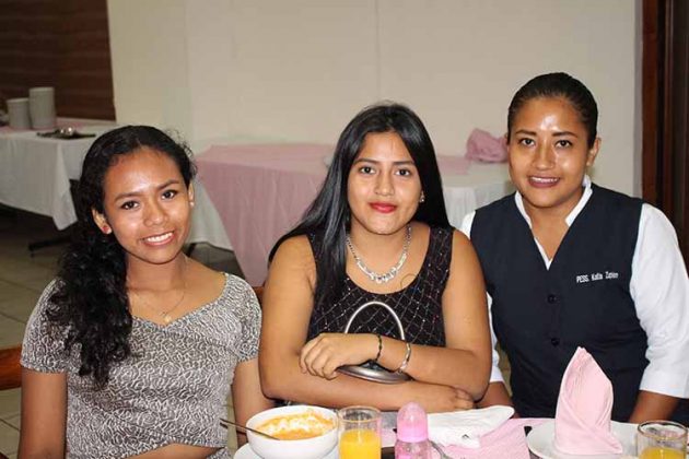 Nayeli Posada, Fernanda Enríquez, Katia Zapien.