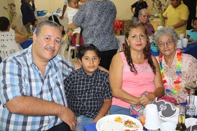 Familia Matalí Yescas.