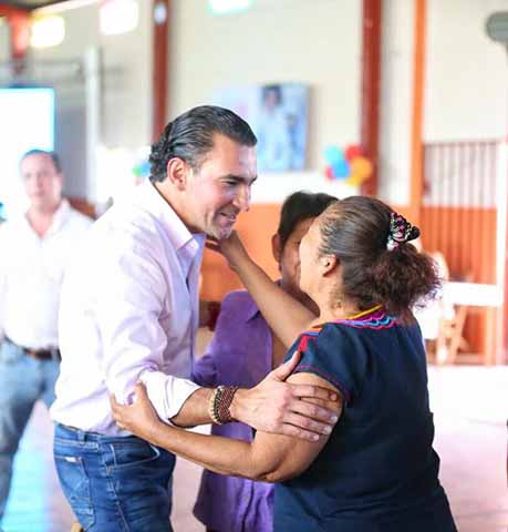 Establece Melgar Puente de Ayuda en Tapachula