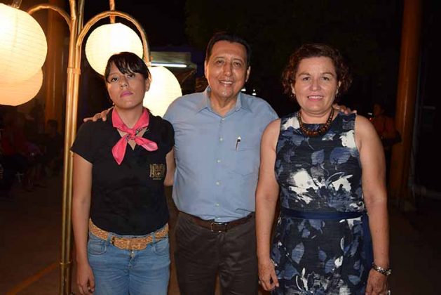 Victoria Ruiz Sánchez, Mario Ruiz Redondo, Norma Arellano Peñuelas.