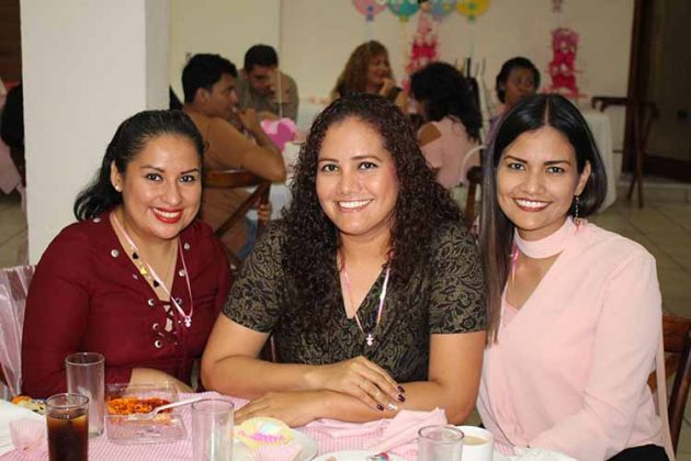Rufy Barrios, Guadalupe, Paulina González.