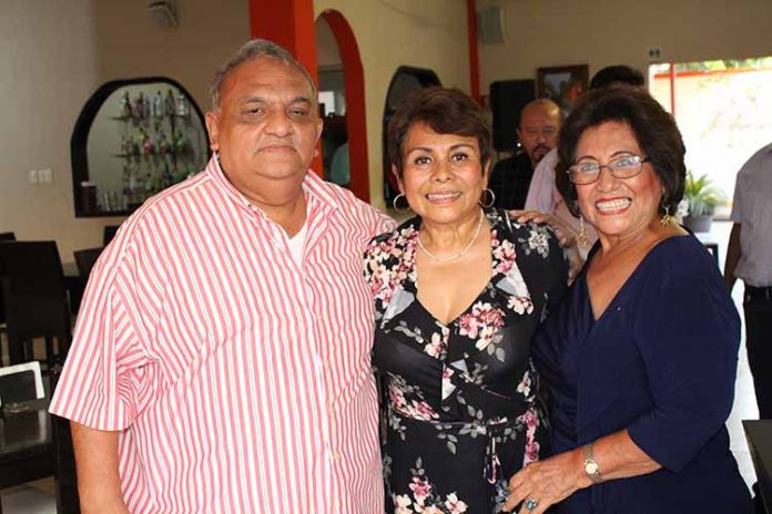 César Orozco, Silvia Zapata, Lupita Vera.