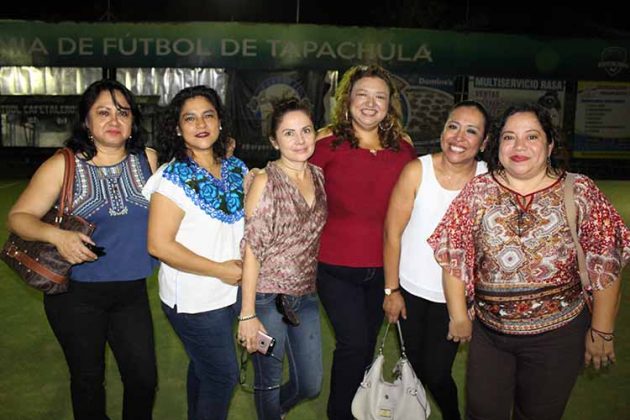 María Chiu, Lupita Orama, Lupita Molina, Gloria Arechiga, Faby Córdova, Lupita Domínguez.