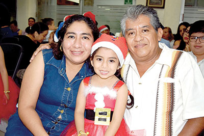María Salazar, Fernanda Gutiérrez, Armando Gutiérrez.