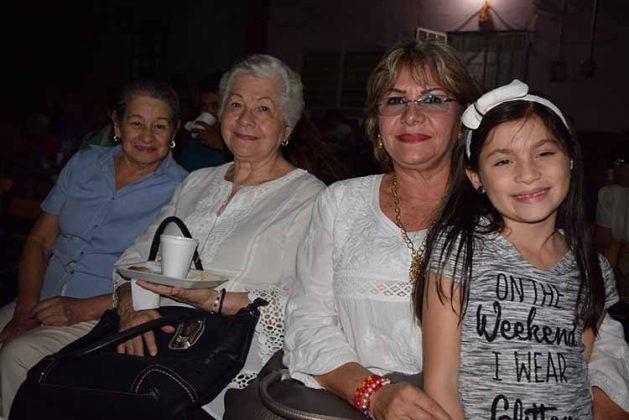 Romana Reyes, Am&eacute;rica Jara, Amable Palacios, Ana Ren&eacute; Cital&aacute;n.