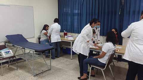 Promueven Universitarios Donación de Sangre Altruista