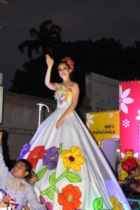 Daniela Cázares, asciende hoy al trono de la Expo Feria.