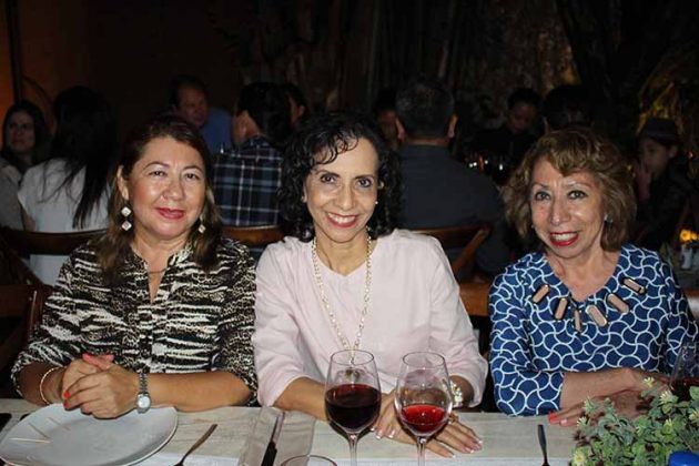 Sara García, Ana Lilia de Cruz, Yoly de Osornio.