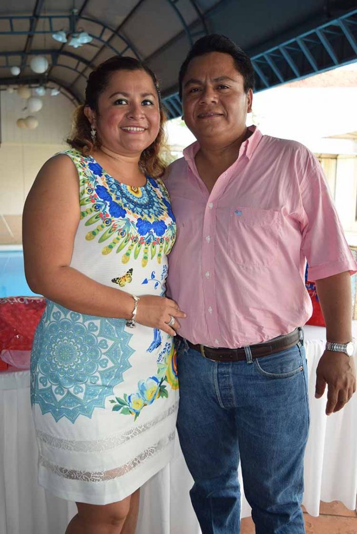 Brenda de Rosas, Marco Antonio Rosas.
