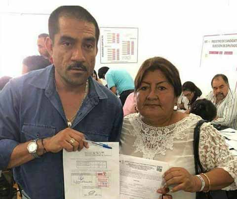 Matilde Espinosa Toledo, alcalde de Suchiate con licencia, se registró como candidata a diputada local en el Distrito XXIV, por los partidos PRI-PVEM-Chiapas Unido y Mover a Chiapas.