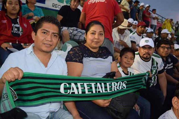 En Apoyo a Cafetaleros