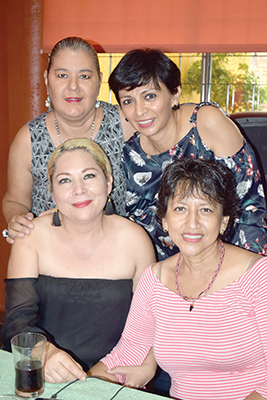 Conchis Pedredo, Lupita Calderón, Norma Rosales, Bety Mendoza.