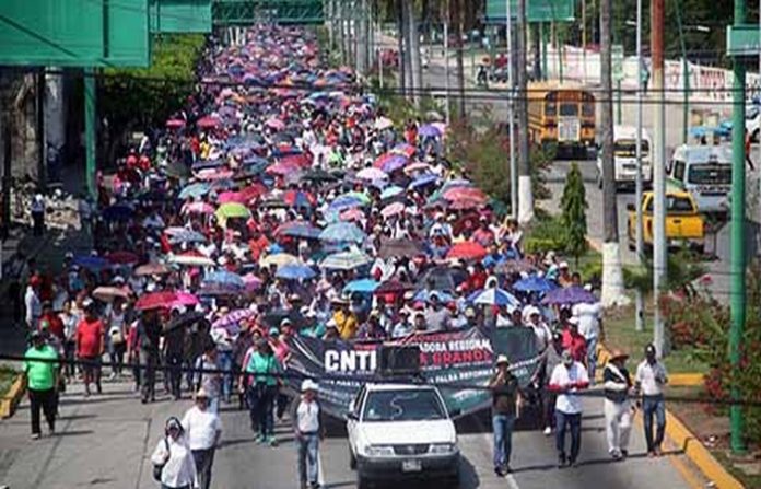 Protesta Magisterial en Diversos Estados del País; hoy No Abrá Clases en la Entidad