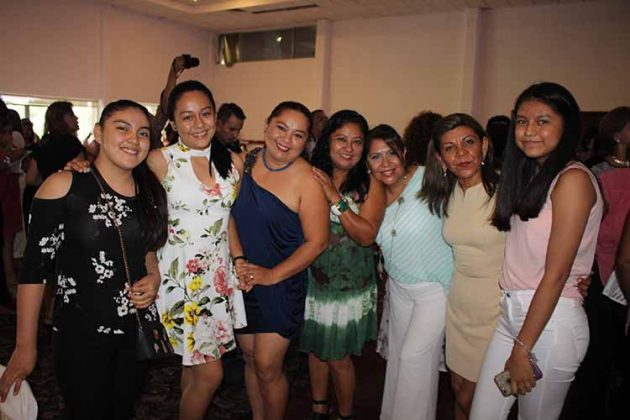 Diana Cabañas, Belén Escobar, Nora Cajas, Mirta Gallardo, Erika Rodríguez, Ana Flores, Itzel Martínez.