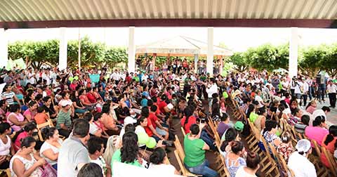 Ante el conglomerado el candidato a la presidencia de Tapachula, anunció reforzar la seguridad, jornadas educativas, culturales y deportivas.