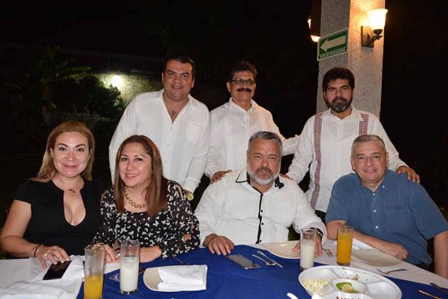 Vania López, Mónica Salgado, Juan González, Fermín González, Miguel Reyes, Abel Victorio, Ildefonso Ochoa.