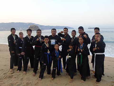 Taekwondoínes de Tapachula y Pijijiapan Obtienen Primeros Lugares