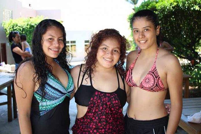 Michelle Gómez, Melani Noriega, Jimena Ochoa.