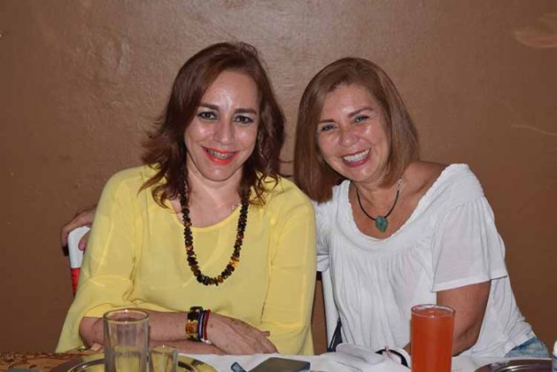 Roxana Ocampo, Maggy Espino.