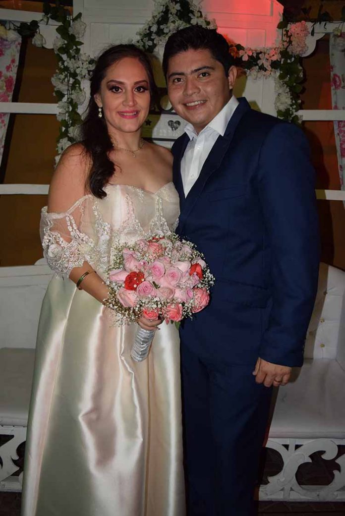 Alejandra Ruiz & Gustavo Pérez.