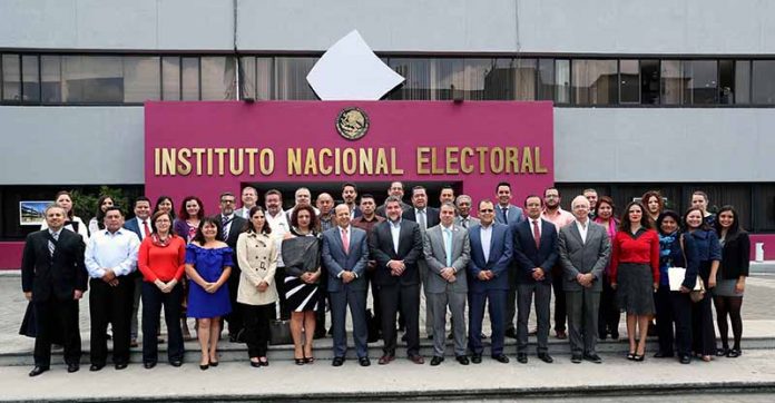 Participa IEPC en Reunión Para Analizar Resultados del Voto Extranjero