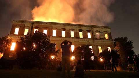 Se Incendia el Museo Nacional de Brasil