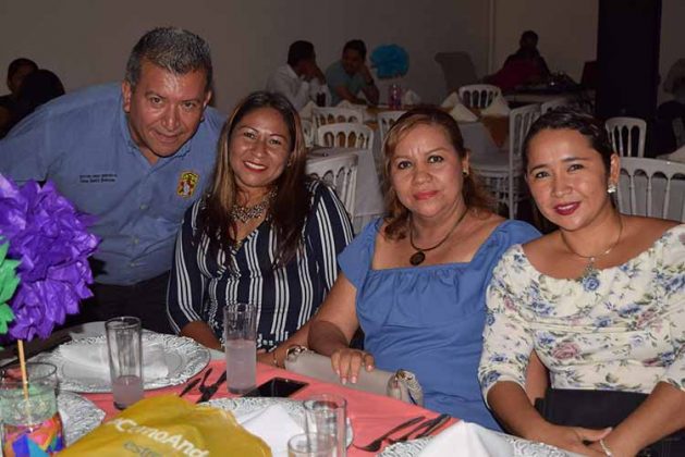 Osman Santeliz, Inelda Méndez, Sandra Mejía, Angélica Juárez.