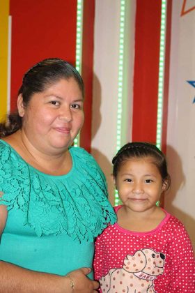 Margarita Garc&iacute;a, Alejandra Bamaca.