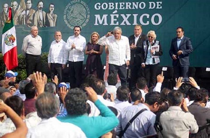 El presidente de la república Andrés Manuel López Obrador, informó que personalmente supervisará el avance de los trabajos de reconstrucción, en beneficio de las familias afectadas por el terremoto del 2017.