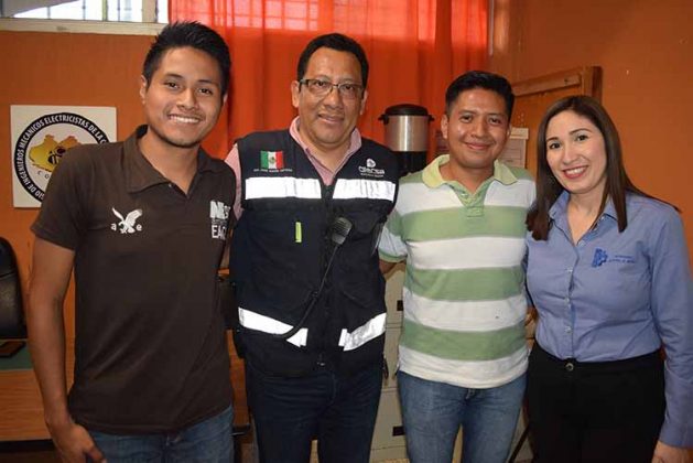 Mario Martínez, René Simón, Guillermo Méndez, Ana Salazar.