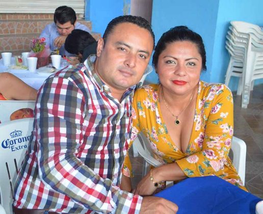 Víctor Cigarroa y Guadalupe Barrios.