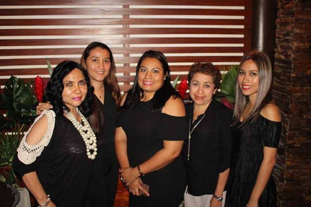 Esperanza Nolasco, Elena Cabrera, Yesenia Omar, María Elena Moreno, Adriana Cabrera.