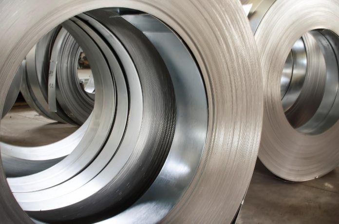 Estados Unidos planea quitar los aranceles del acero y aluminio de México